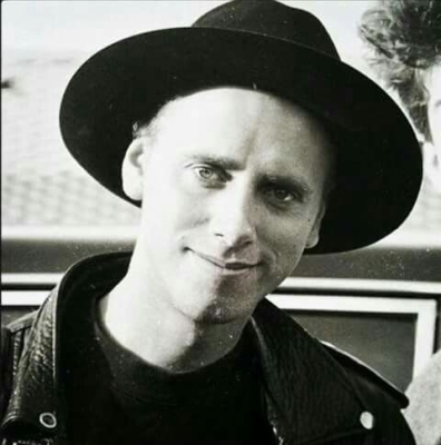 Zostať úspešní (1988)