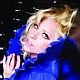 Lady GaGa skladbu “People Are People” neprespieva