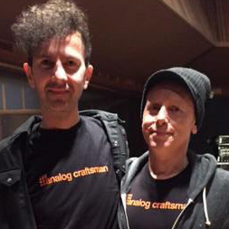 Martin Gore a Kurt Uenela propagujú Analog Craftsman