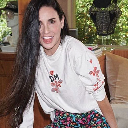 Demi Moore v tričku Depeche Mode
